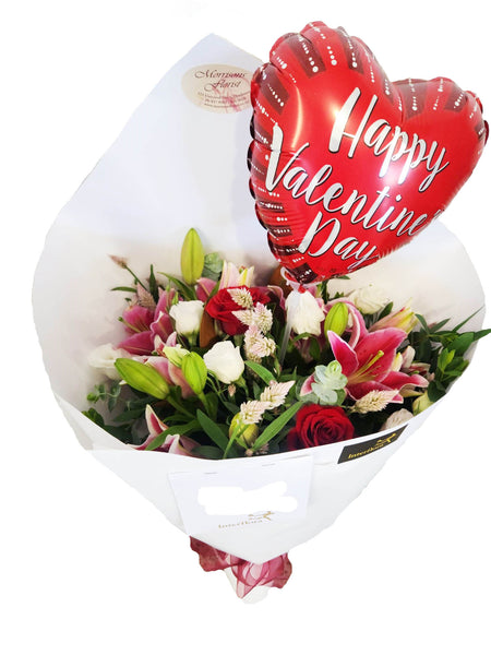 Romantic Valentines Bouquet & Balloon